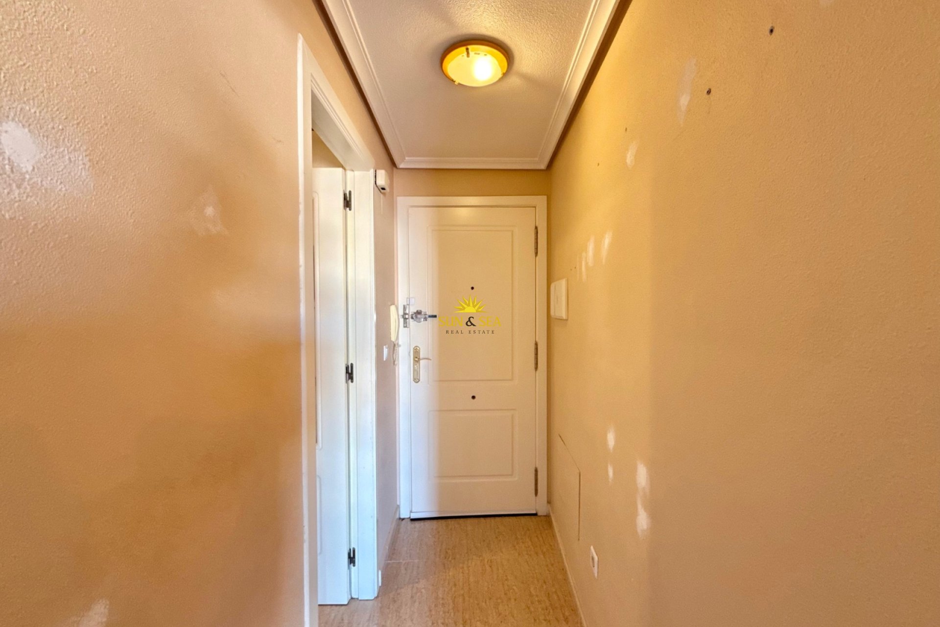Resale - Apartment - Torrevieja - torrevieja