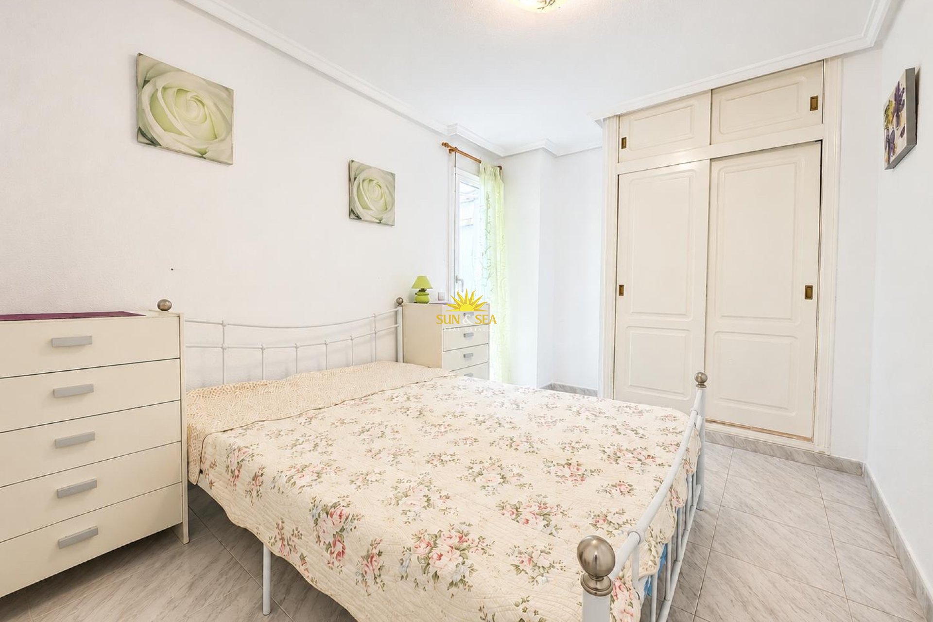 Resale - Apartment - Torrevieja - torrevieja