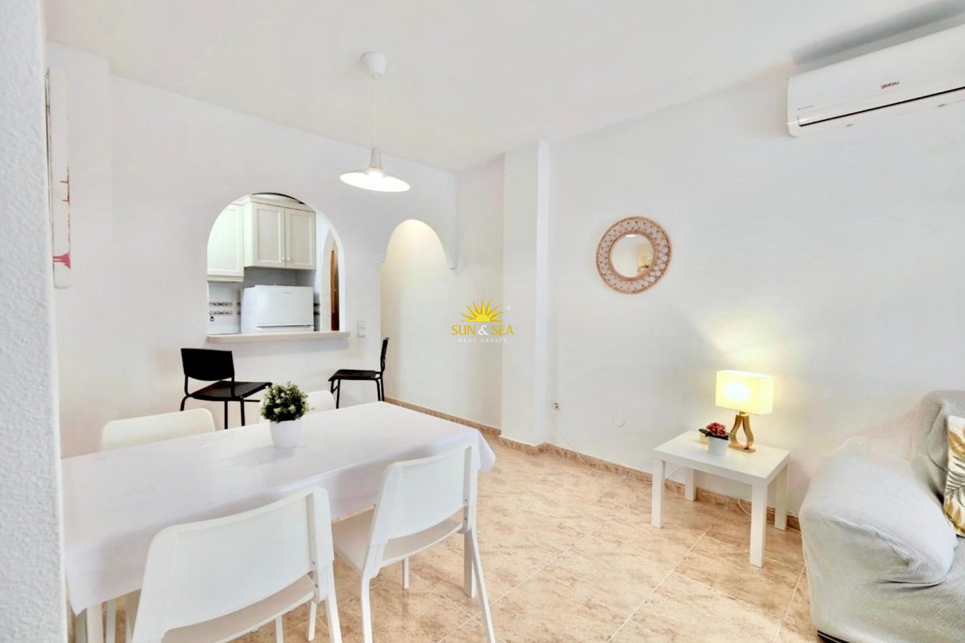 Resale - Apartment - Torrevieja - torrevieja