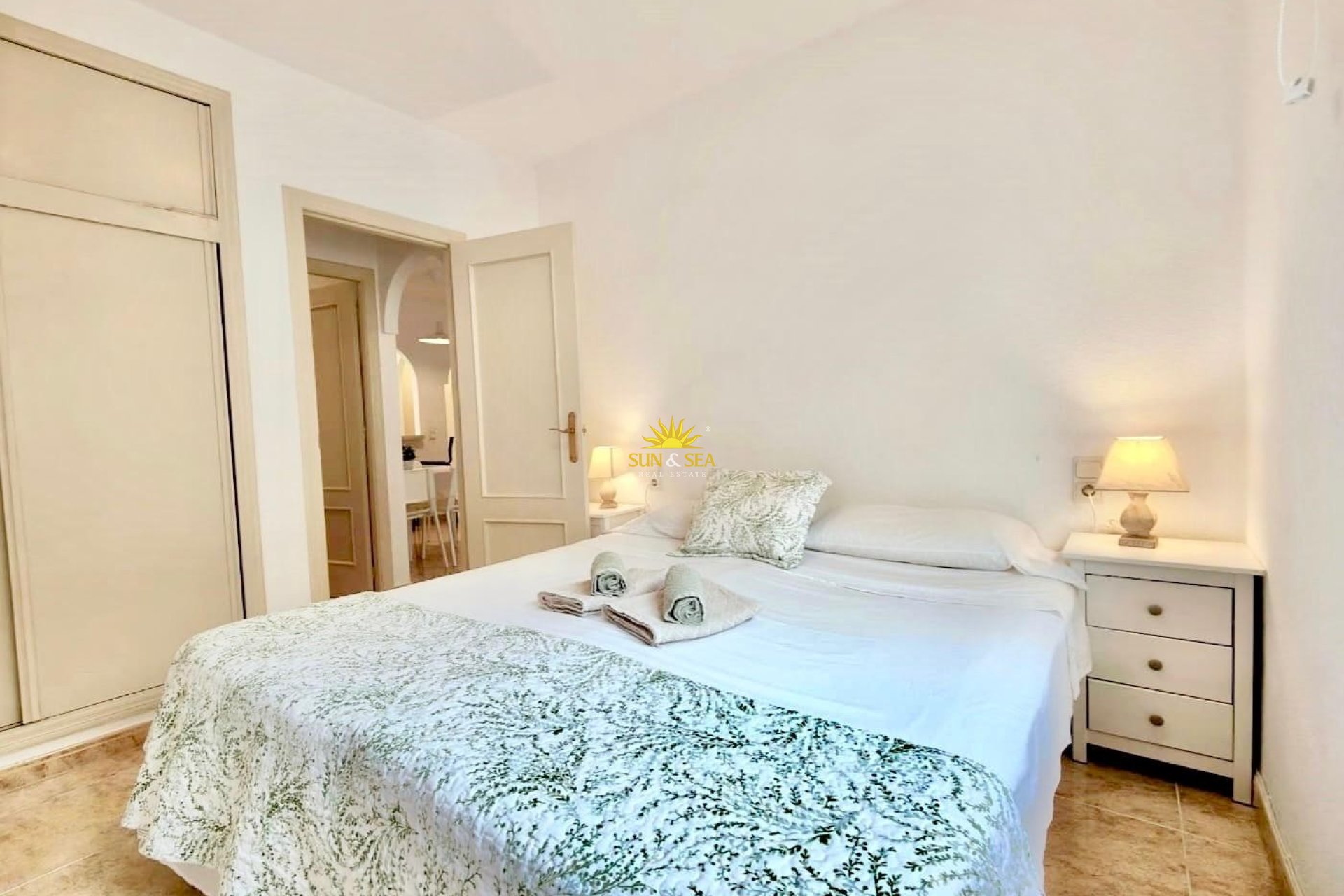 Resale - Apartment - Torrevieja - torrevieja