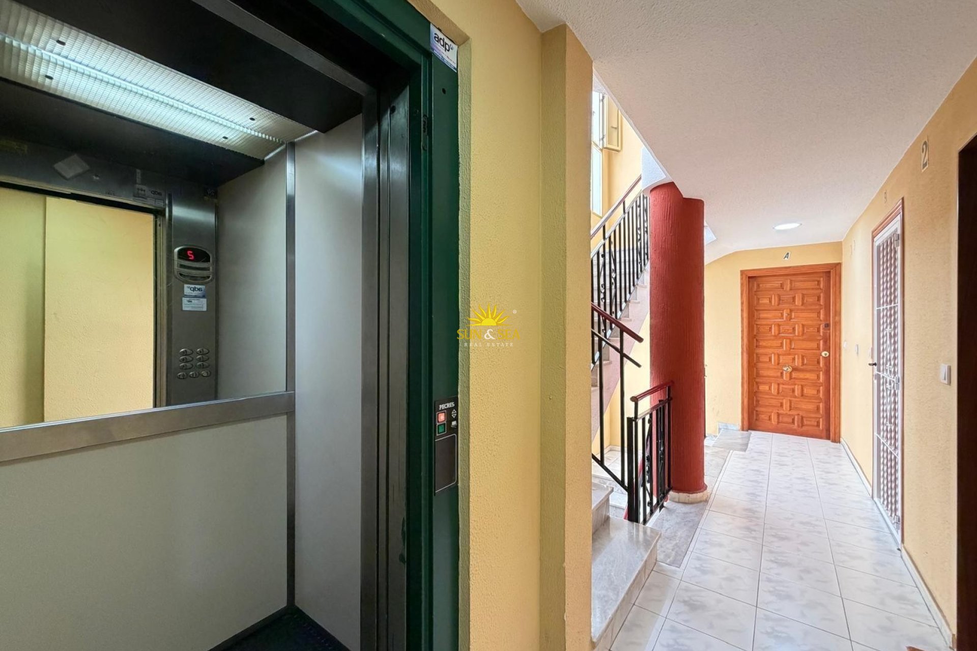 Resale - Apartment - Torrevieja - torrevieja