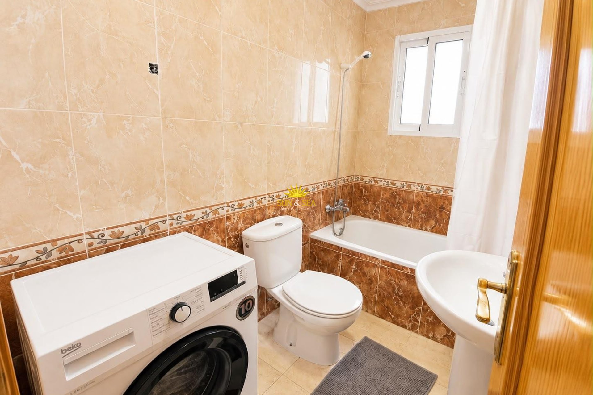 Resale - Apartment - Torrevieja - torrevieja