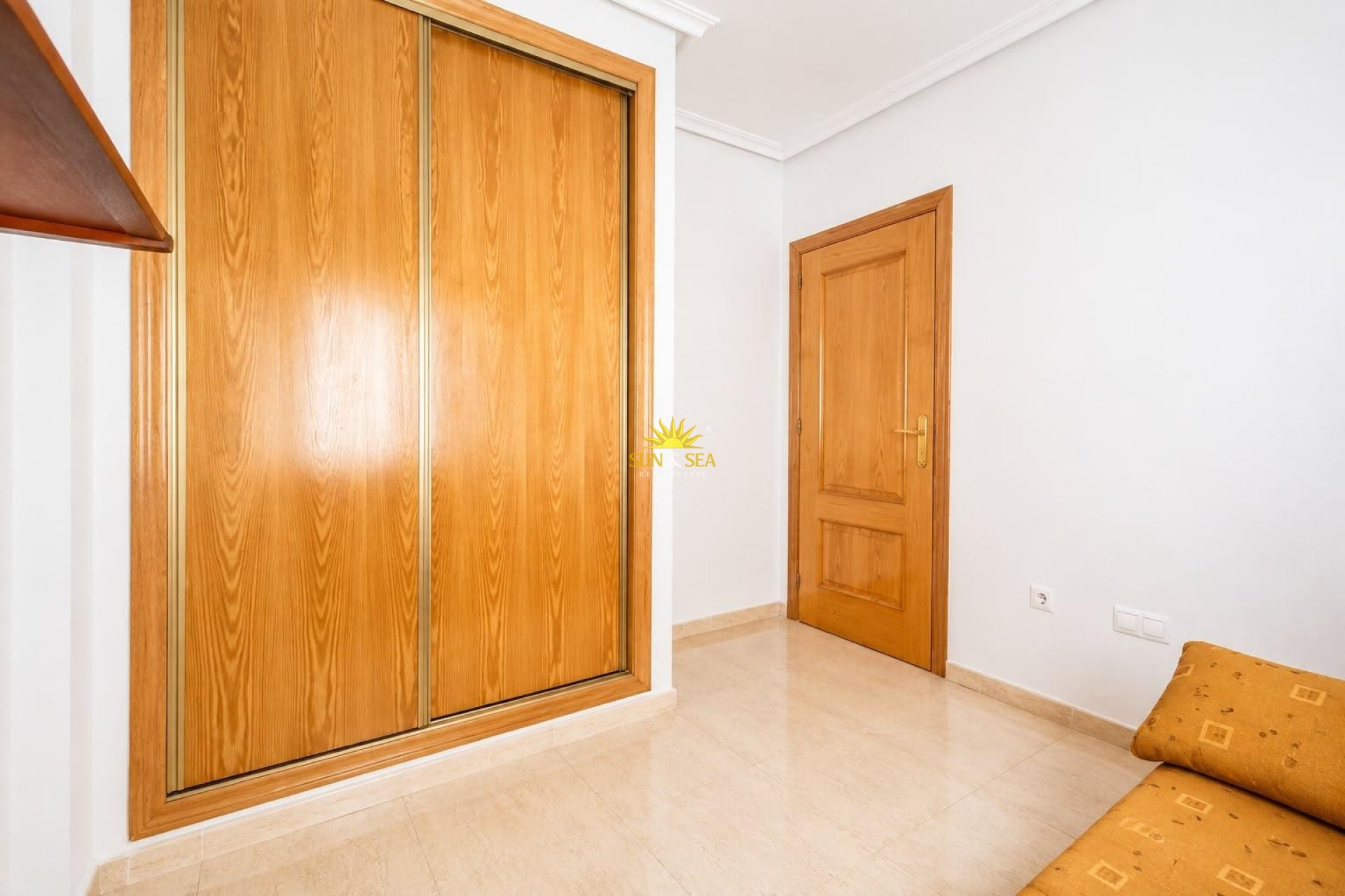 Resale - Apartment - Torrevieja - torrevieja
