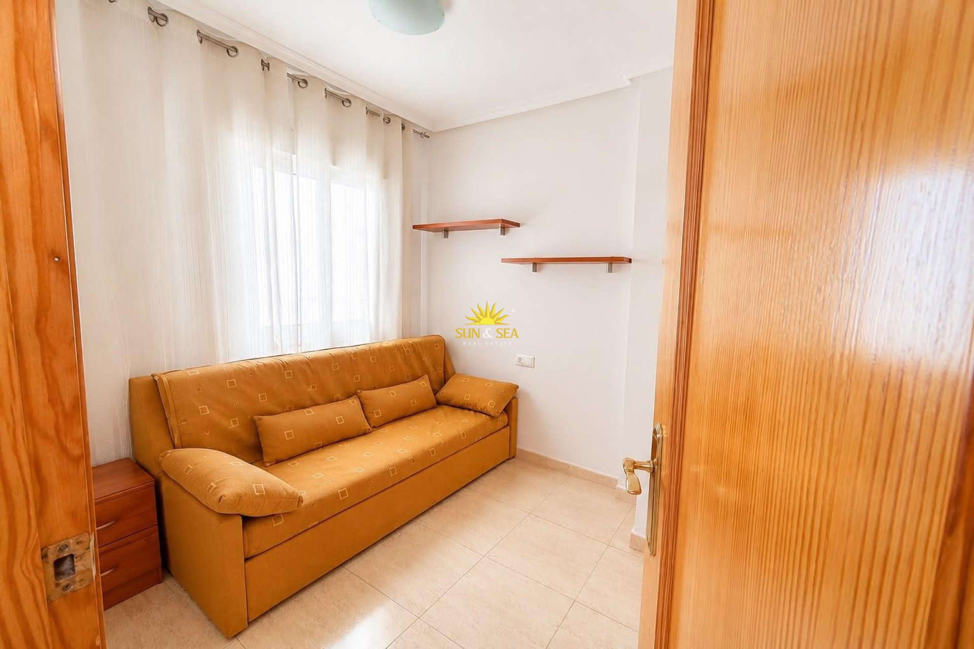 Resale - Apartment - Torrevieja - torrevieja