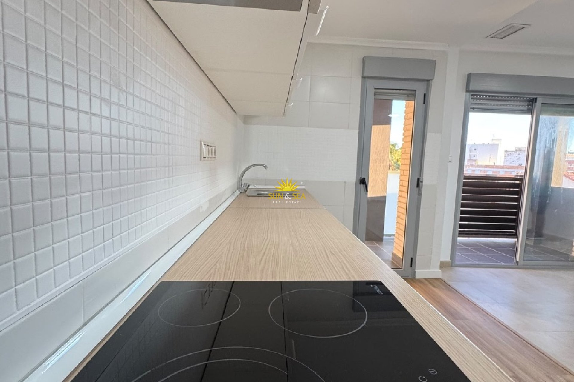 Resale - Apartment - Torrevieja - torrevieja