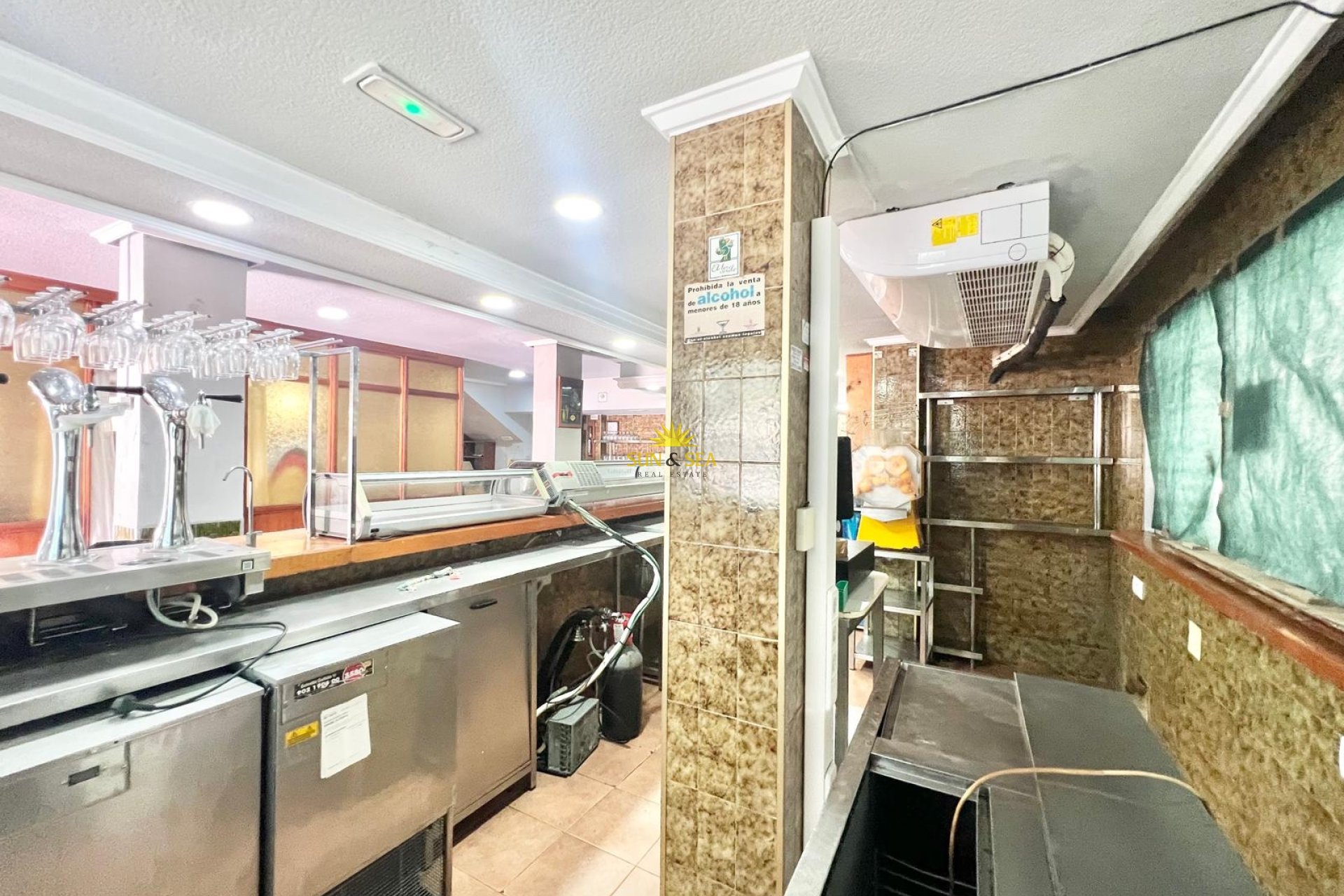 Resale - Commercial - Cartagena - La Manga Del Mar Menor