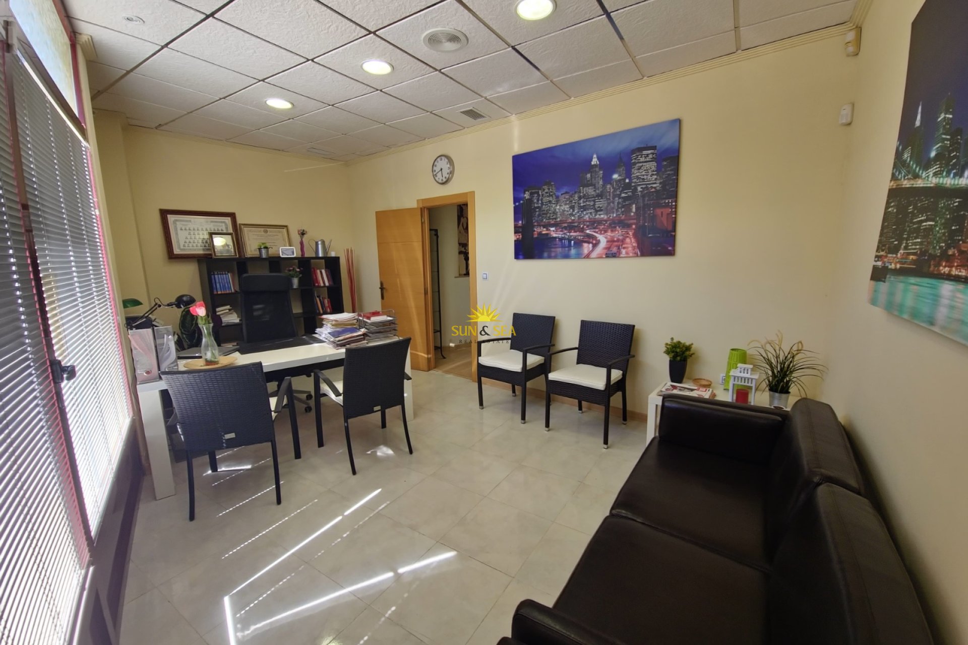 Resale - Commercial - Orihuela