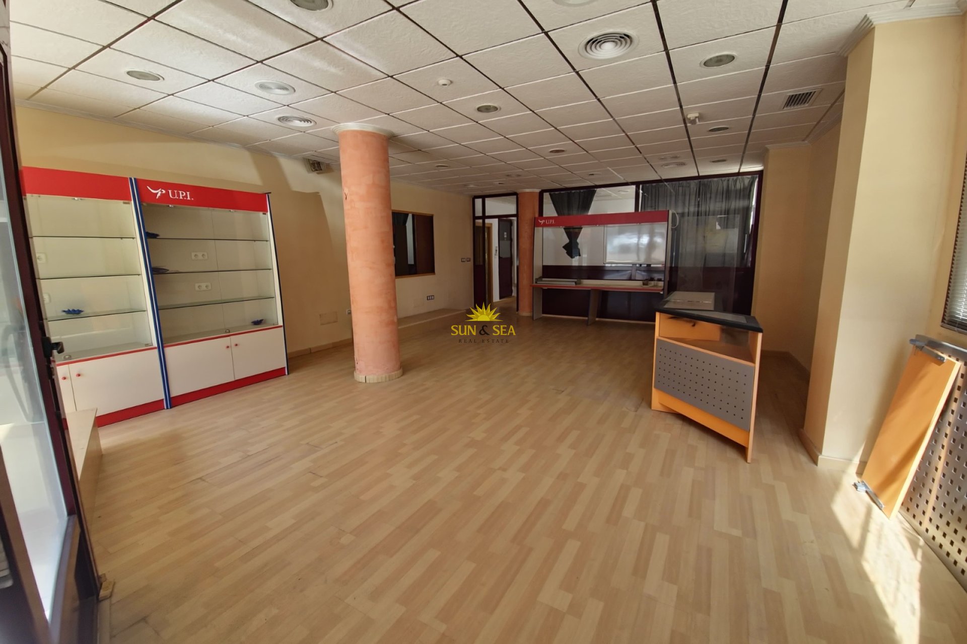Resale - Commercial - Orihuela