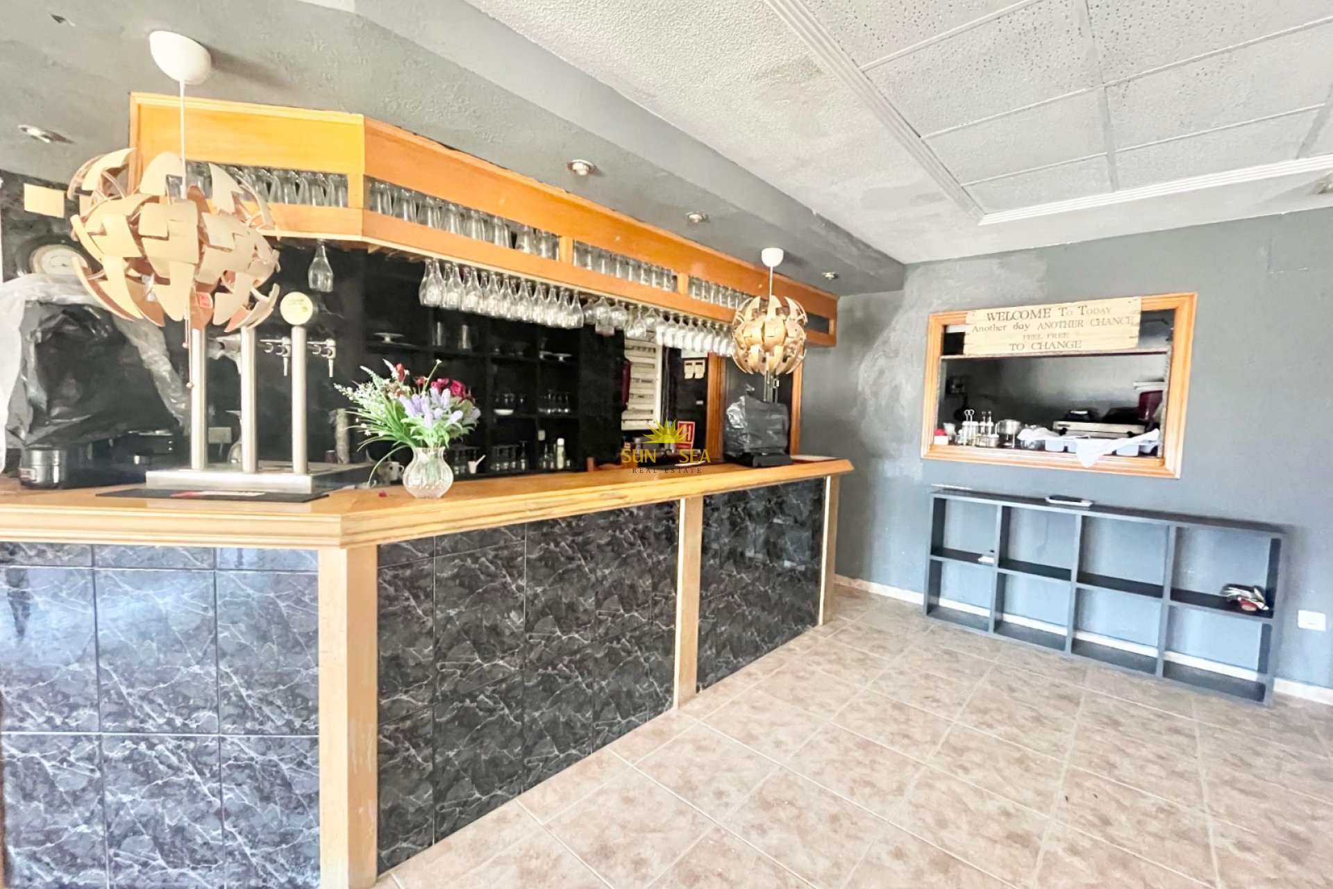 Resale - Commercial - Torrevieja - Acequion