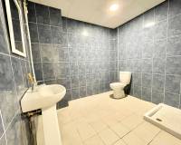 Resale - Commercial - Torrevieja - Playa del Cura