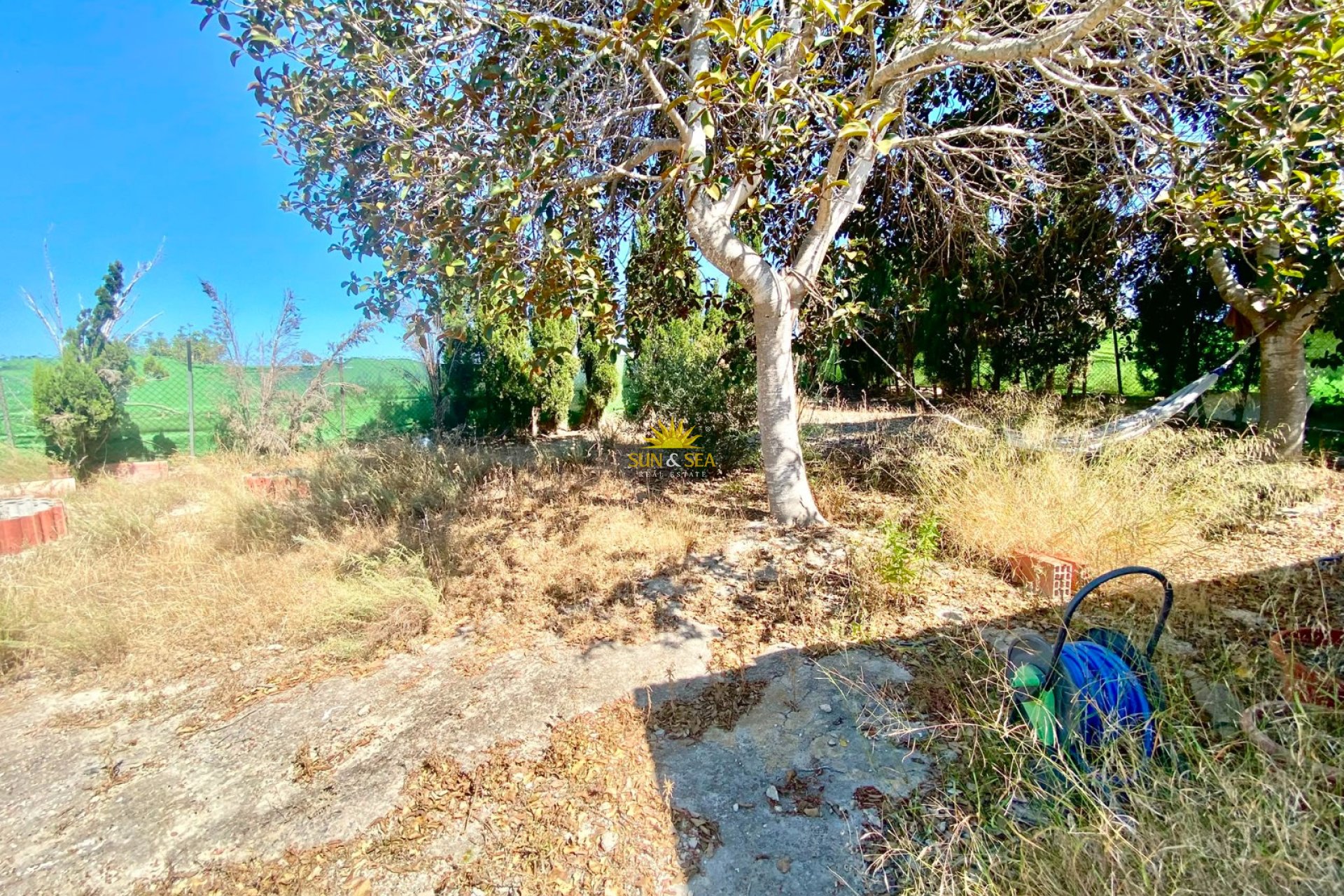 Resale - Finca -  - San Miguel de Salinas