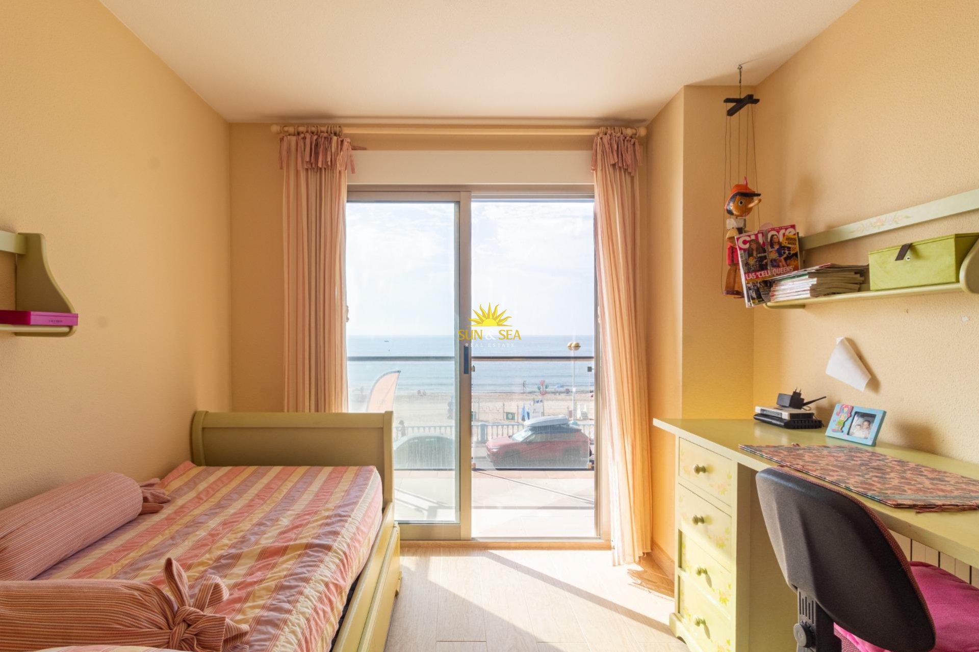 Resale - Flat - Torrevieja - Playa de los locos