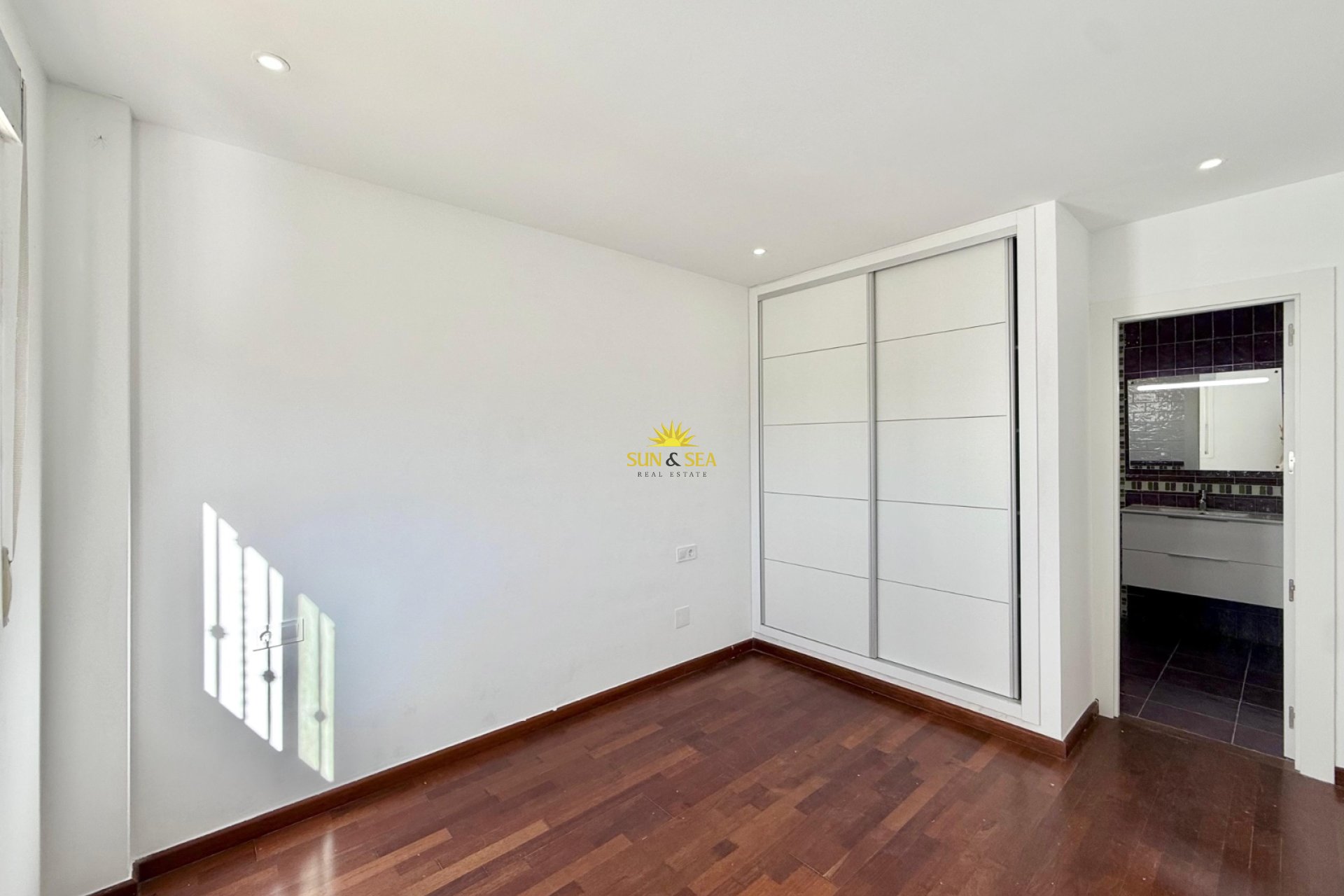 Resale - Ground Floor - Orihuela Costa - Punta Prima
