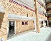 Resale - Ground Floor - Torrevieja - Centro