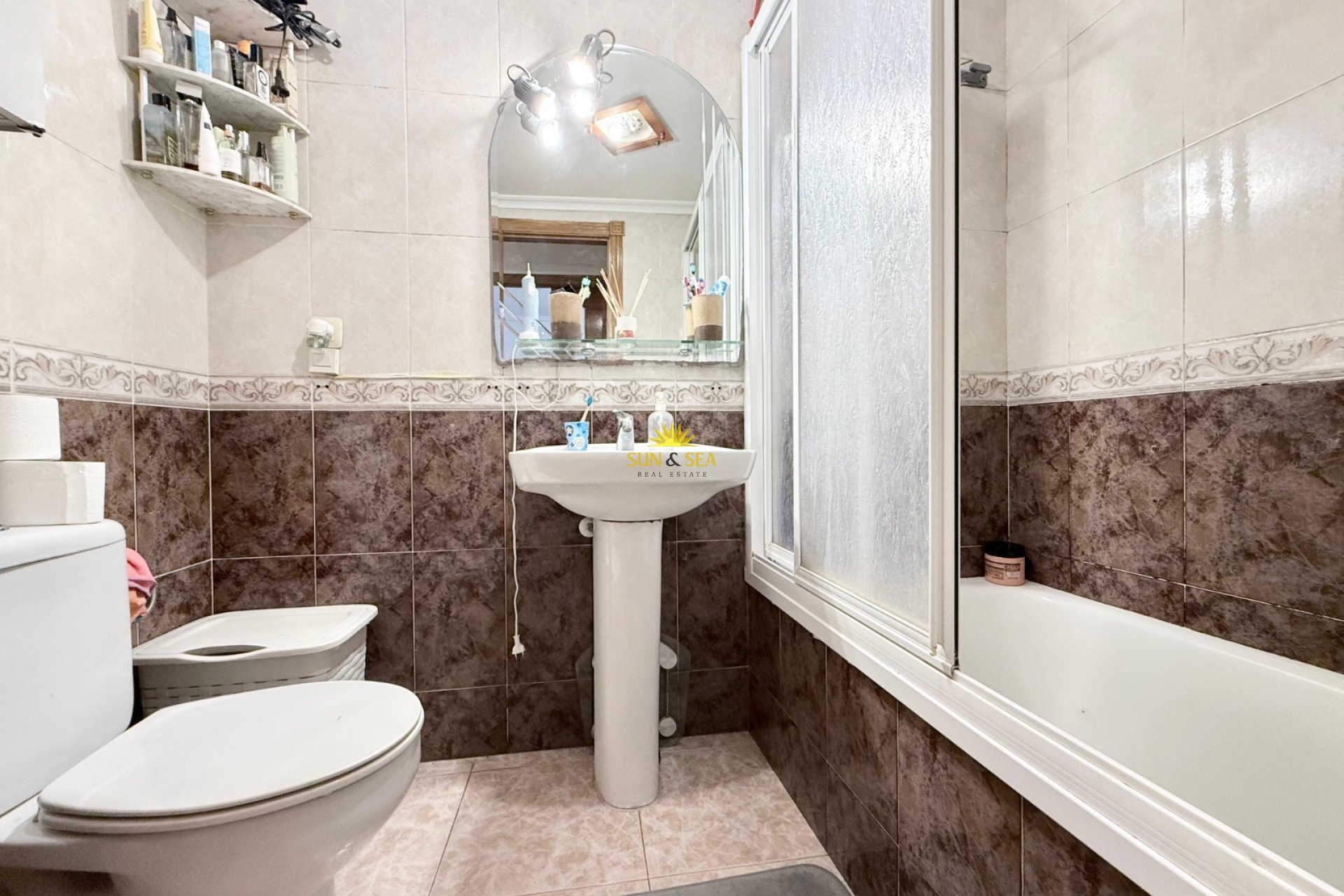 Resale - Ground Floor - Torrevieja - Centro