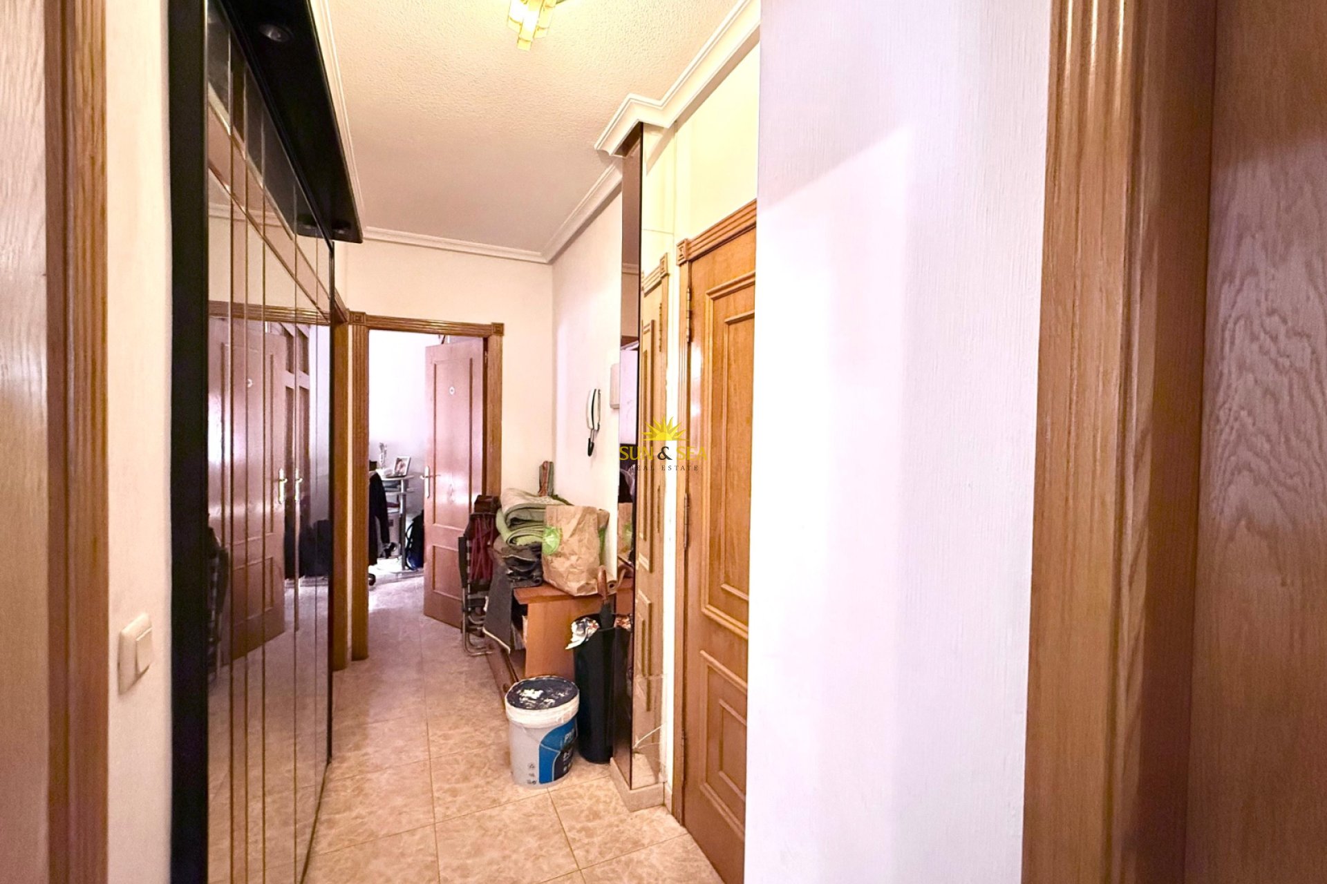 Resale - Ground Floor - Torrevieja - Centro