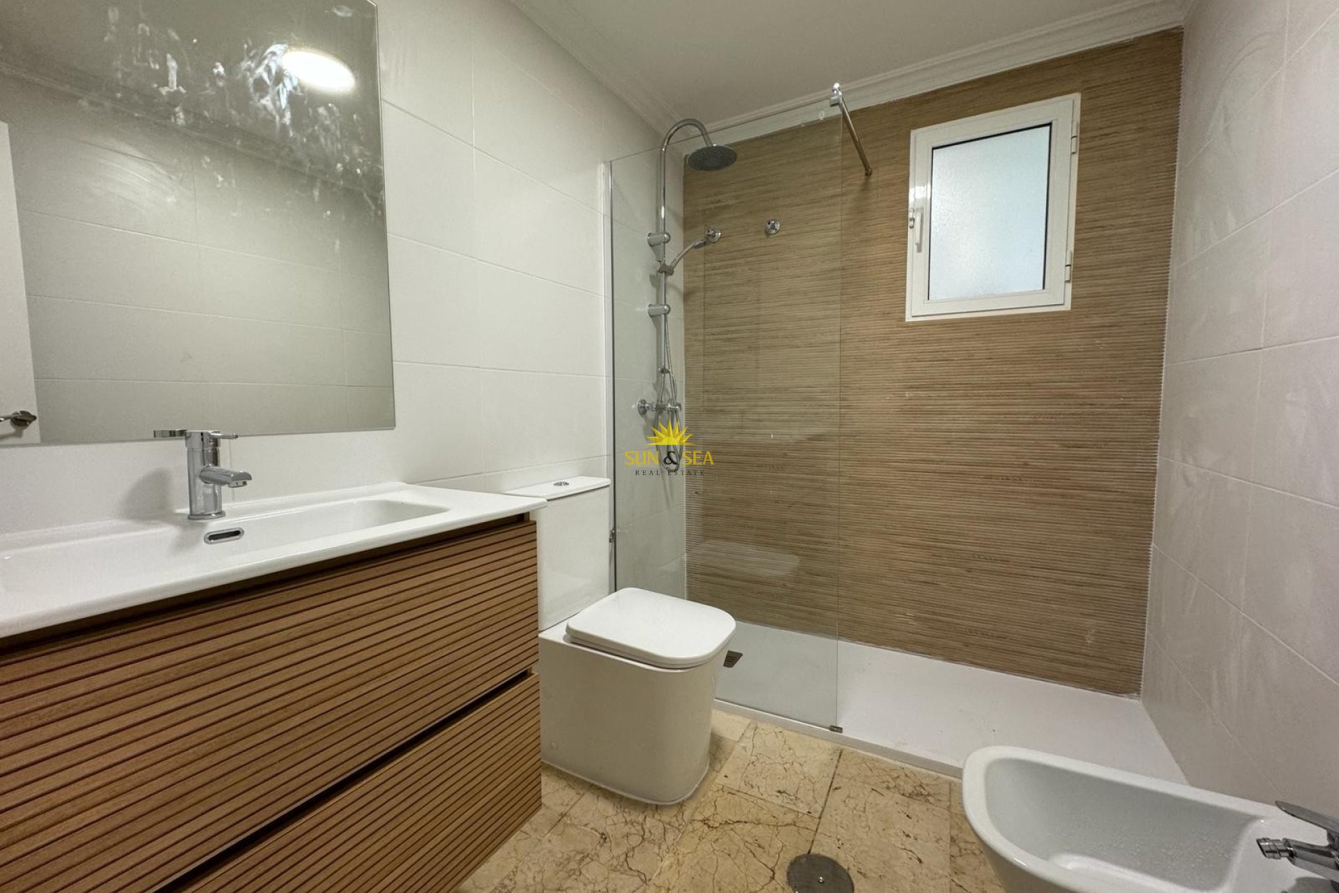 Resale - Ground Floor - Torrevieja - Playa del Cura