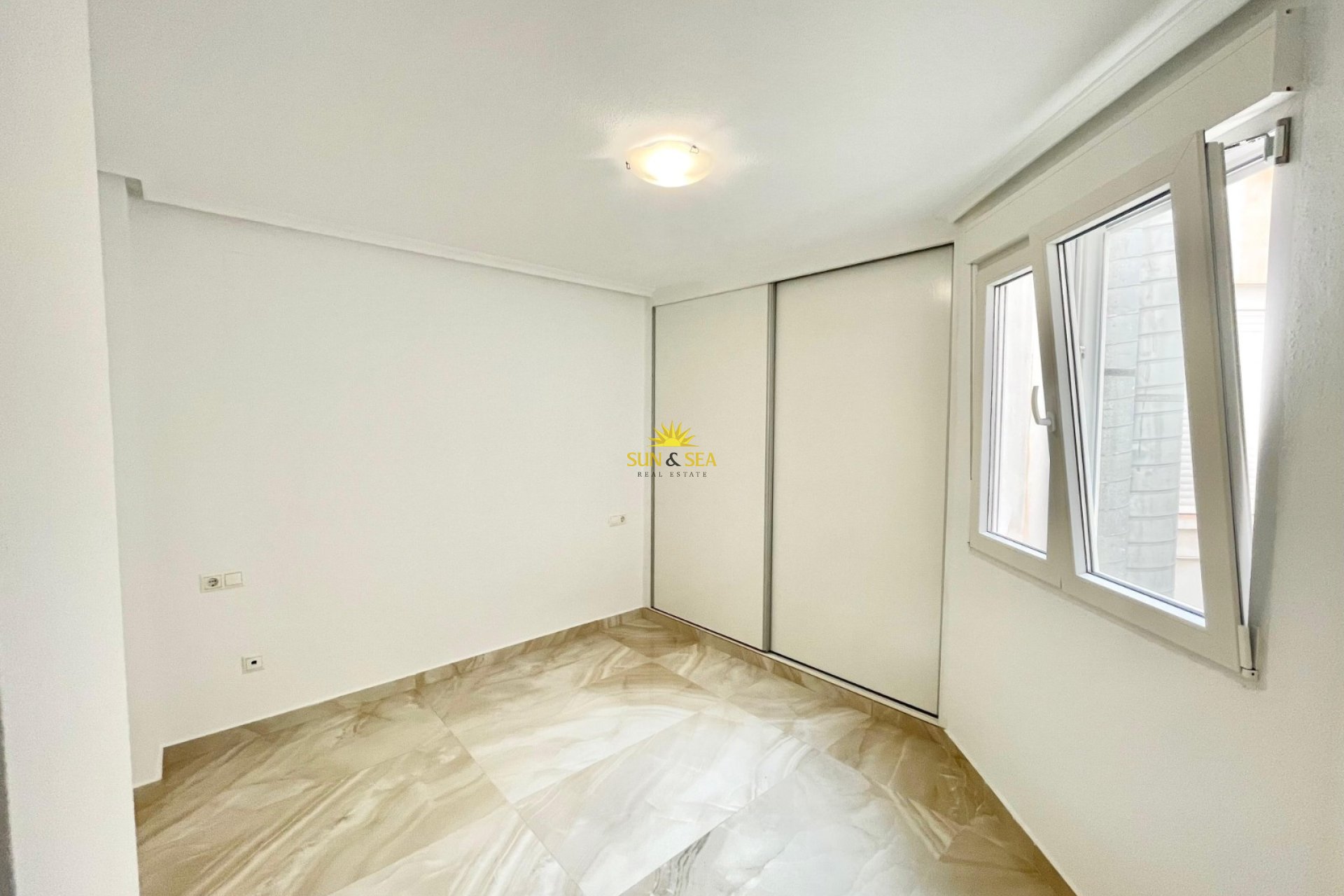 Resale - Penthouse - Torrevieja - Centro