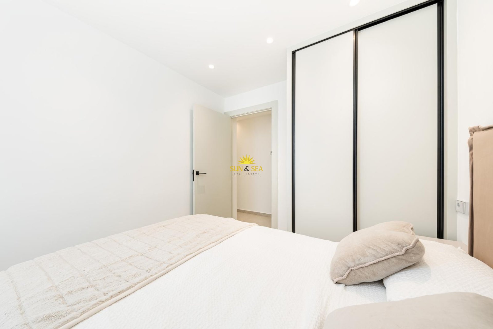 Resale - Penthouse - Torrevieja - Playa del Acequión