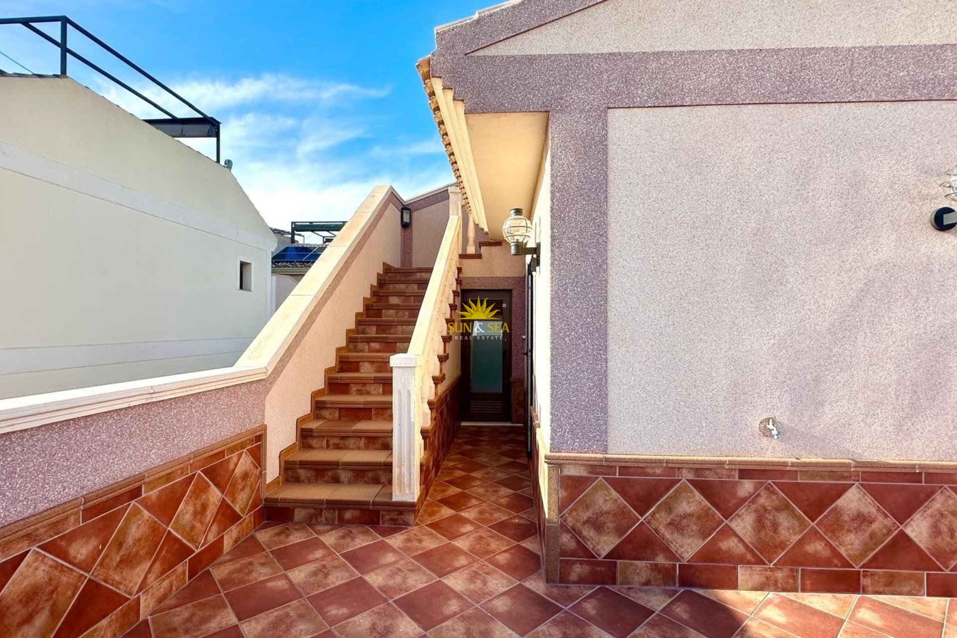 Resale - Semi-detached house - Torrevieja - Los altos