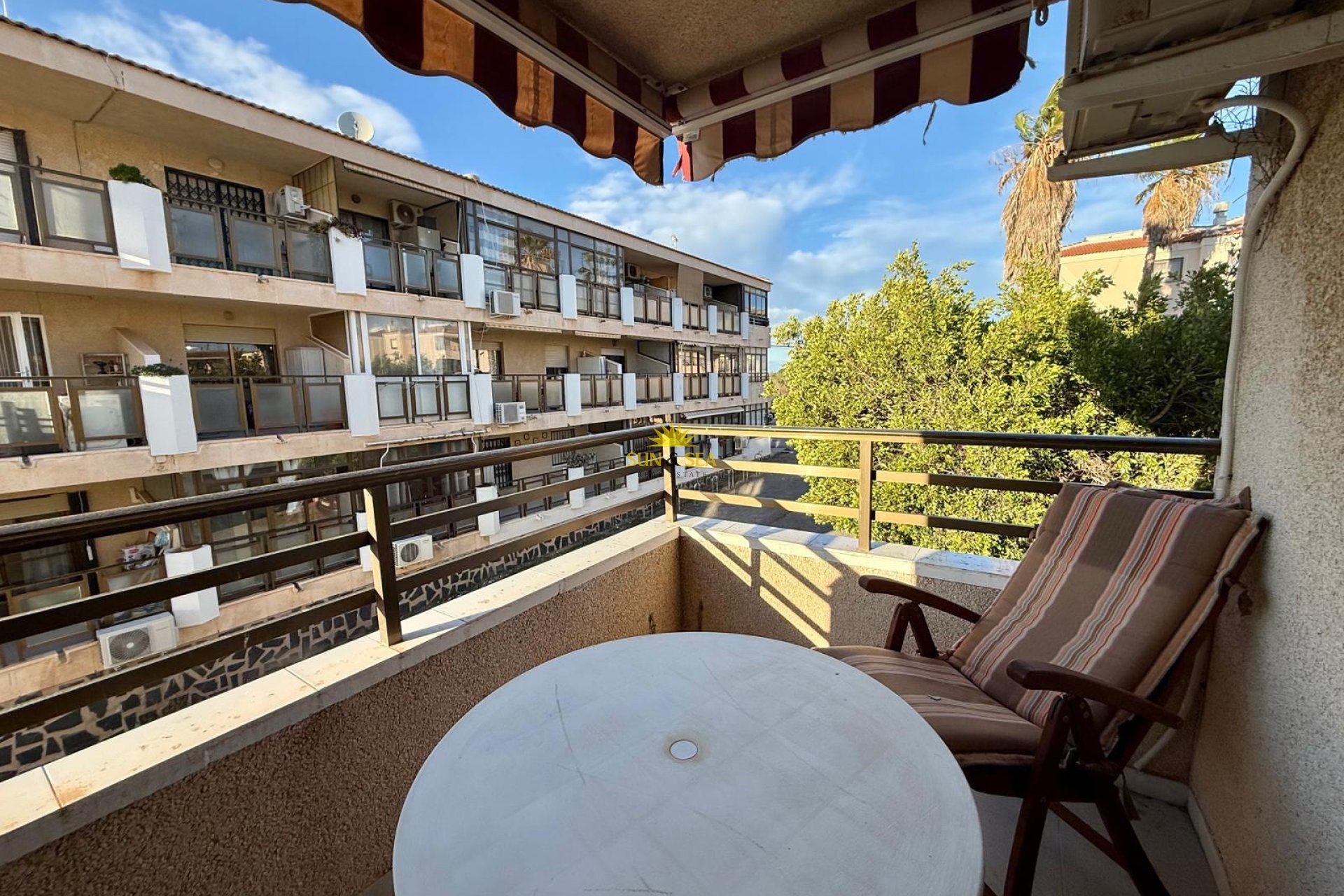 Resale - Studio apartment - Torrevieja - El Chaparral