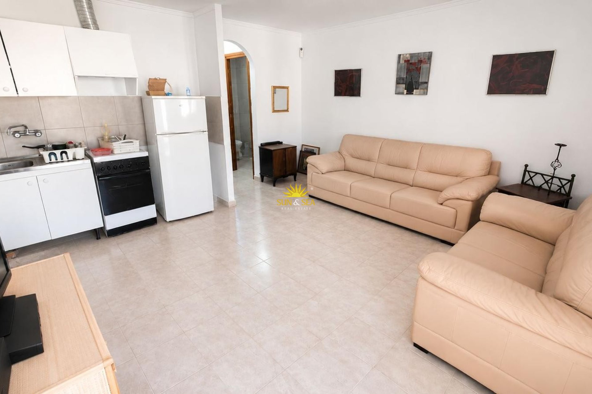 Resale - Townhouse - El Chaparral