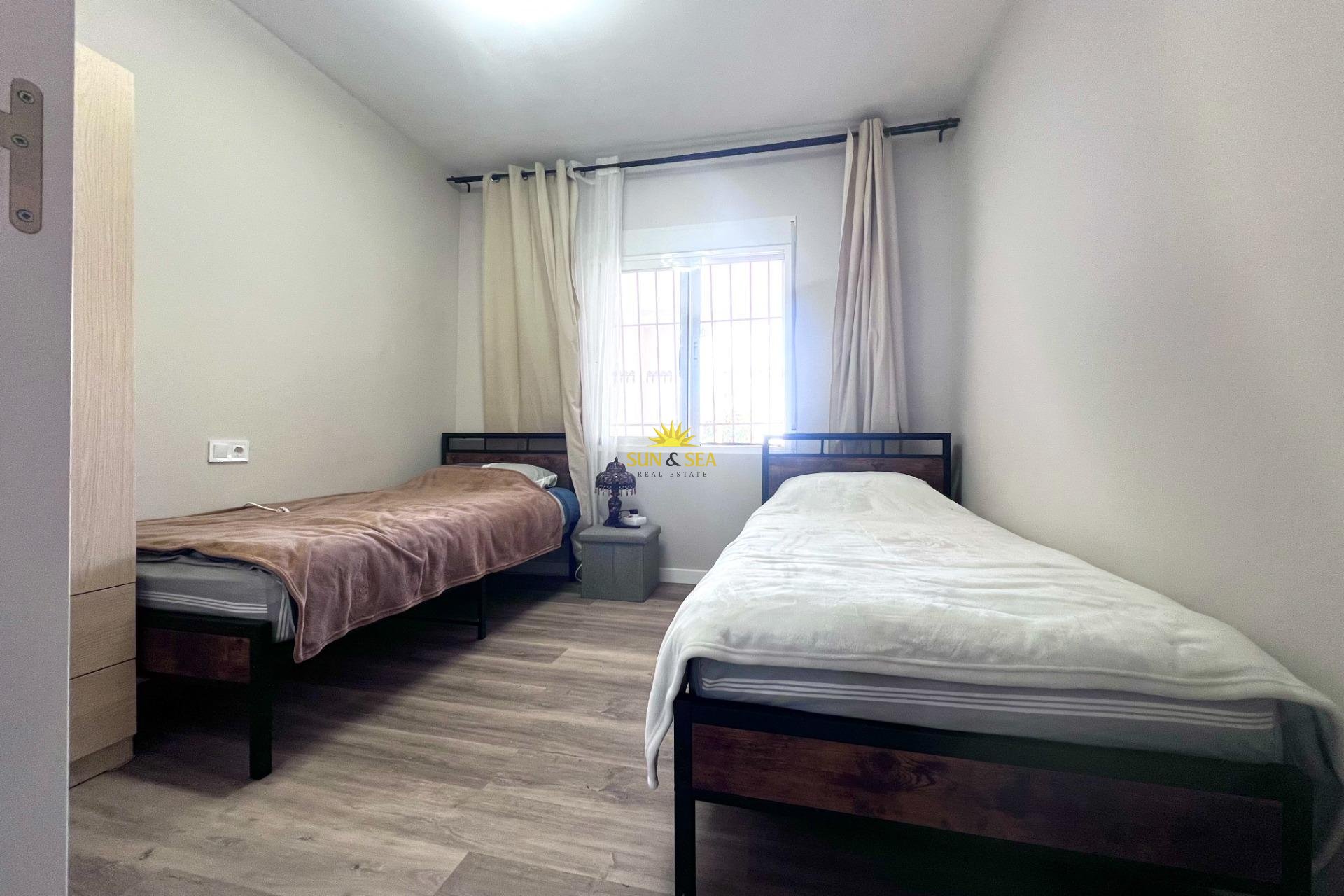 Resale - Townhouse - Orihuela Costa - La Regia