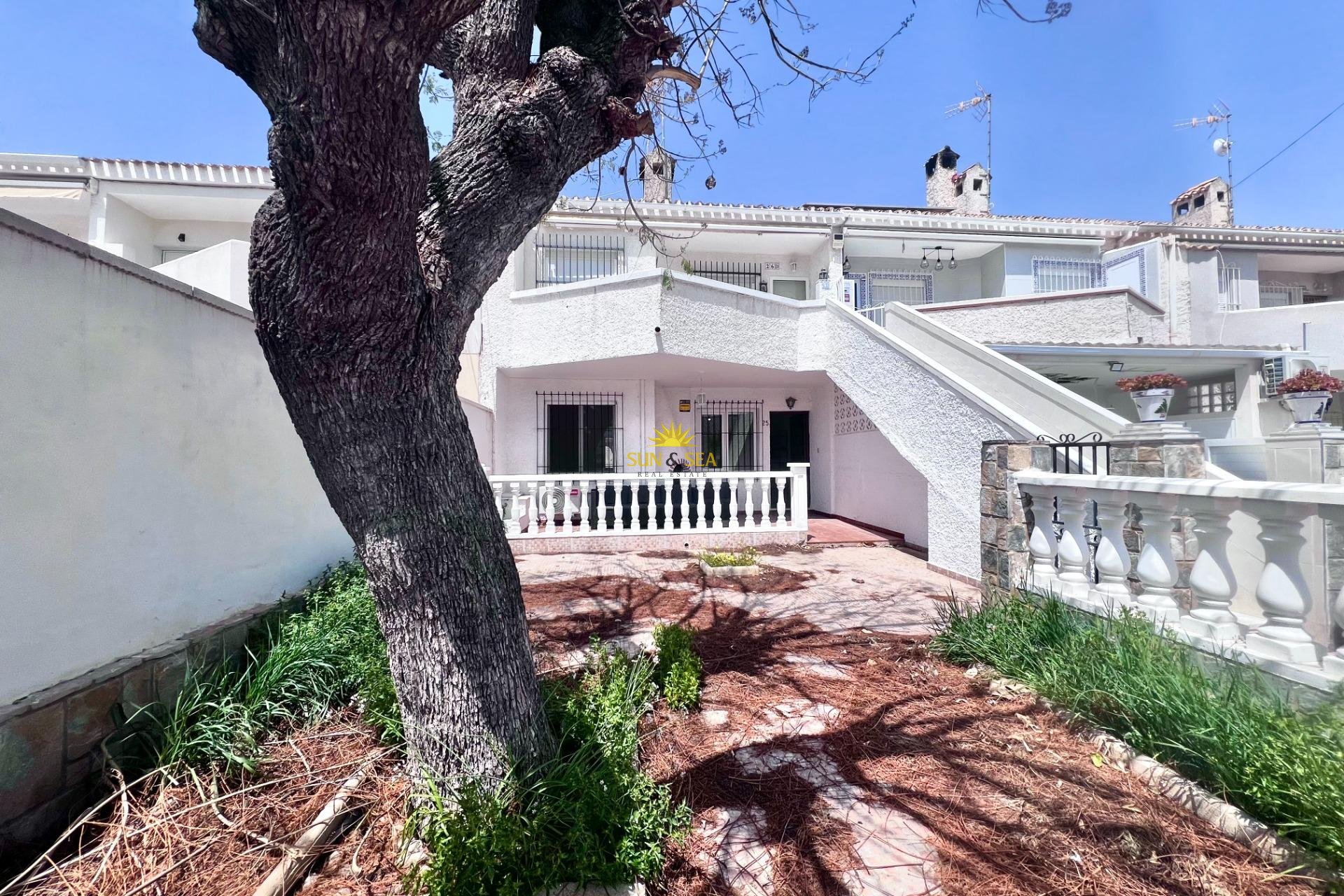 Resale - Townhouse - Orihuela Costa - La Regia