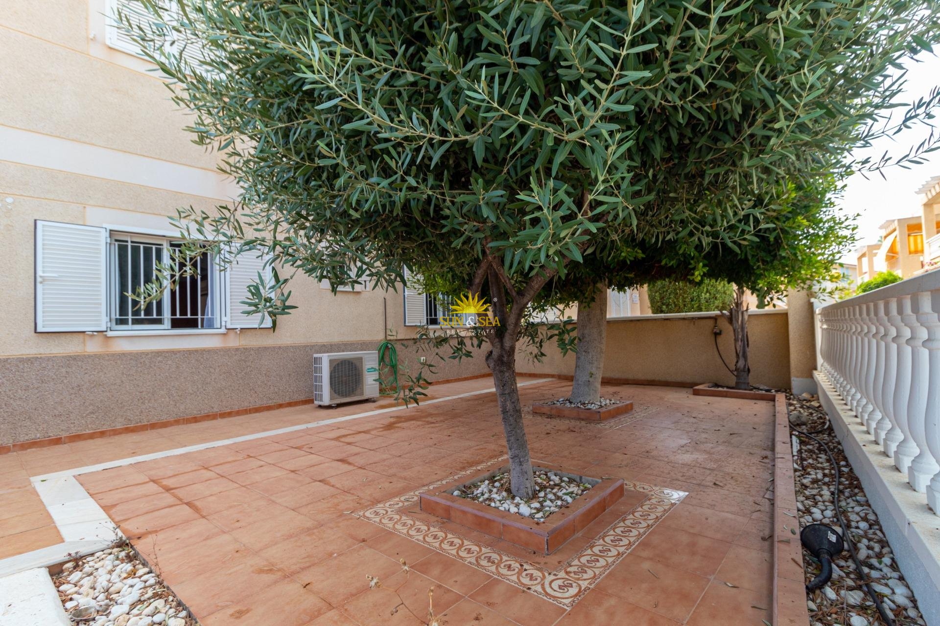 Resale - Townhouse - Orihuela Costa - Punta Prima