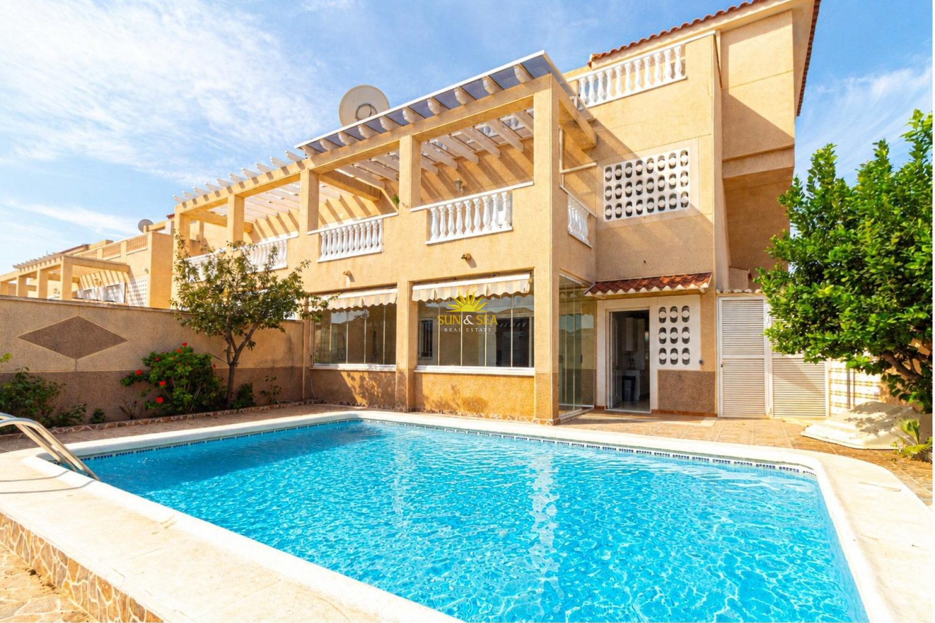 Resale - Townhouse - Orihuela Costa - Punta Prima