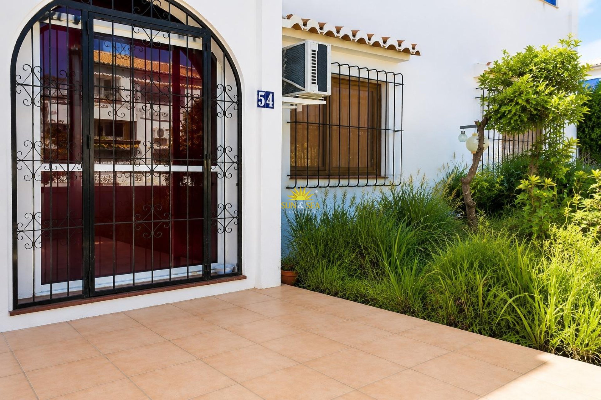 Resale - Townhouse - Torrevieja - Lago jardin