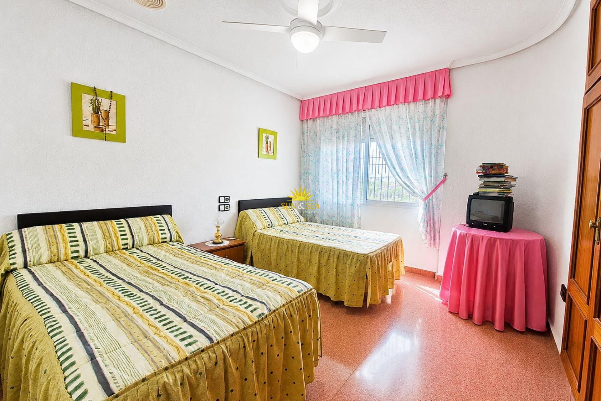 Resale - Villa - Beniel