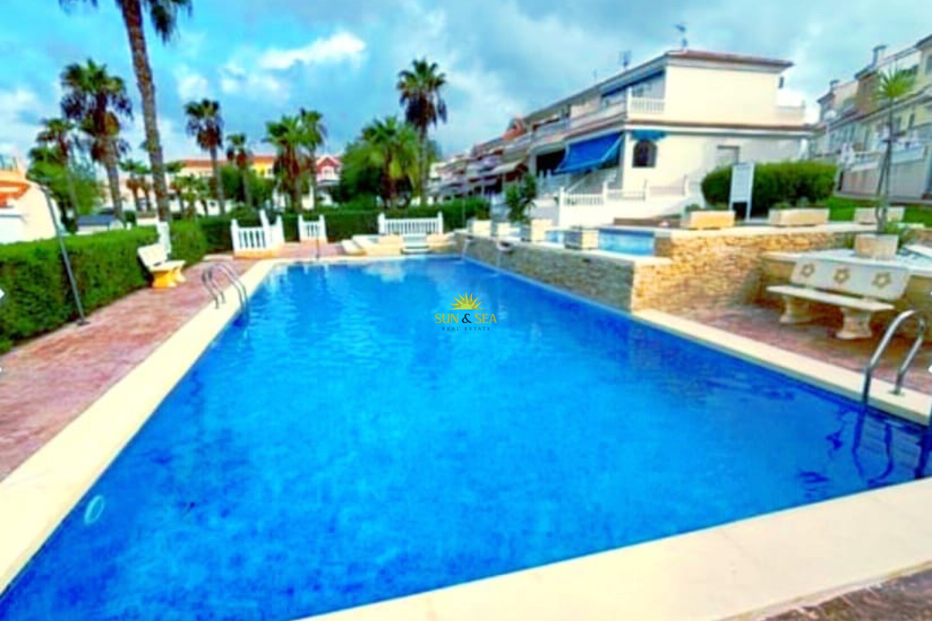 Resale - Villa - Benijofar