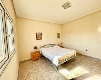 Resale - Villa - Crevillente