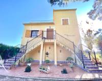 Resale - Villa - Daya Nueva