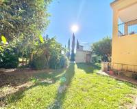 Resale - Villa - Daya Nueva