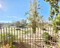 Resale - Villa - Daya Nueva