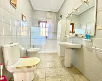 Resale - Villa - Daya Nueva