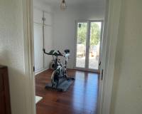 Resale - Villa - Elche