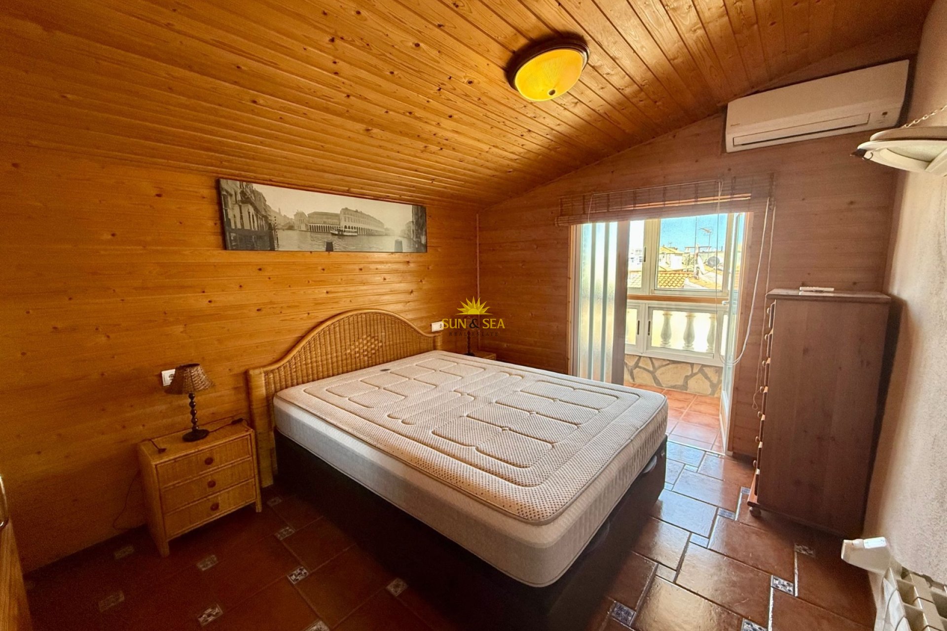 Resale - Villa - Orihuela Costa - La Florida