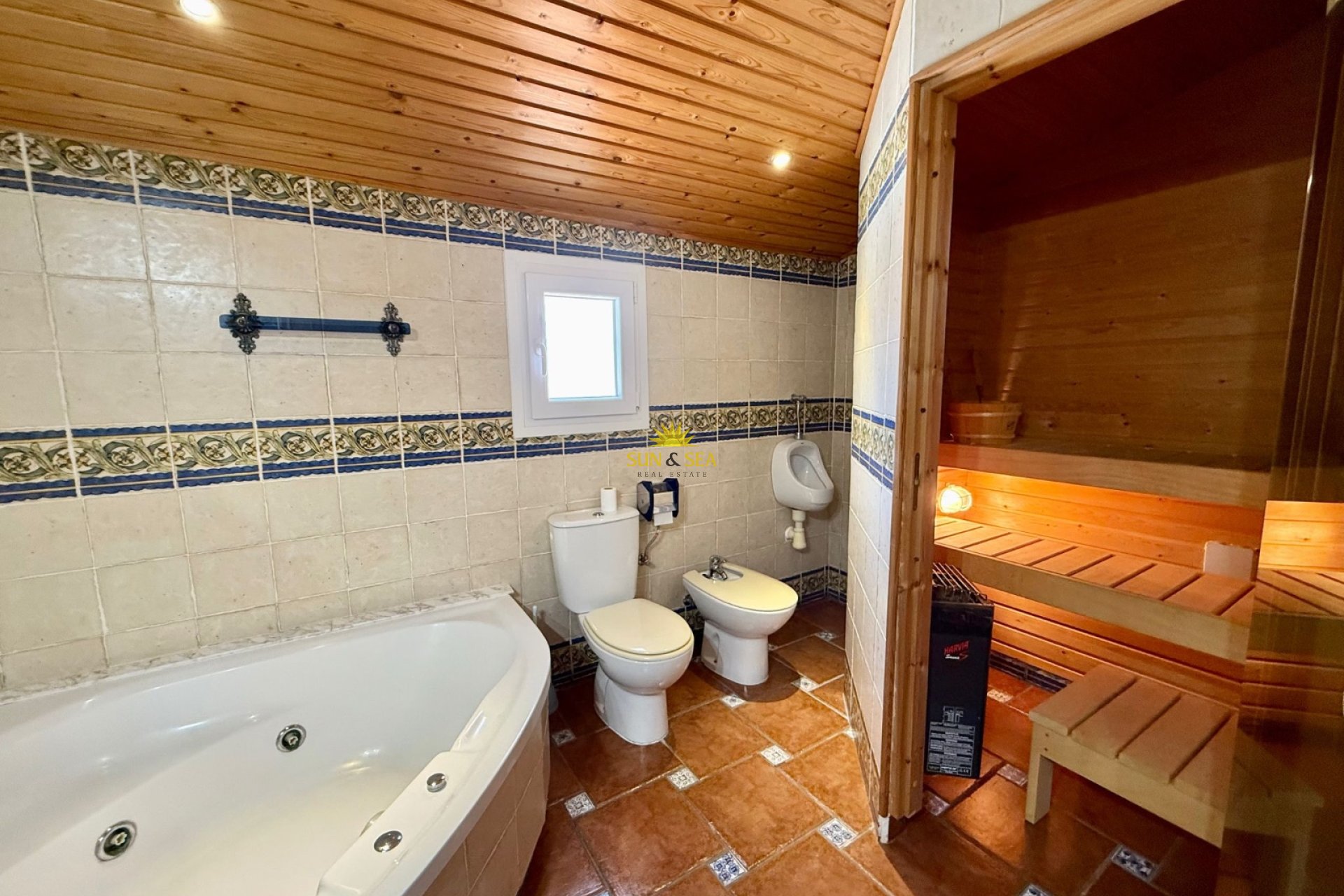 Resale - Villa - Orihuela Costa - La Florida
