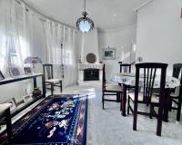 Resale - Villa - Orihuela Costa - La Zenia