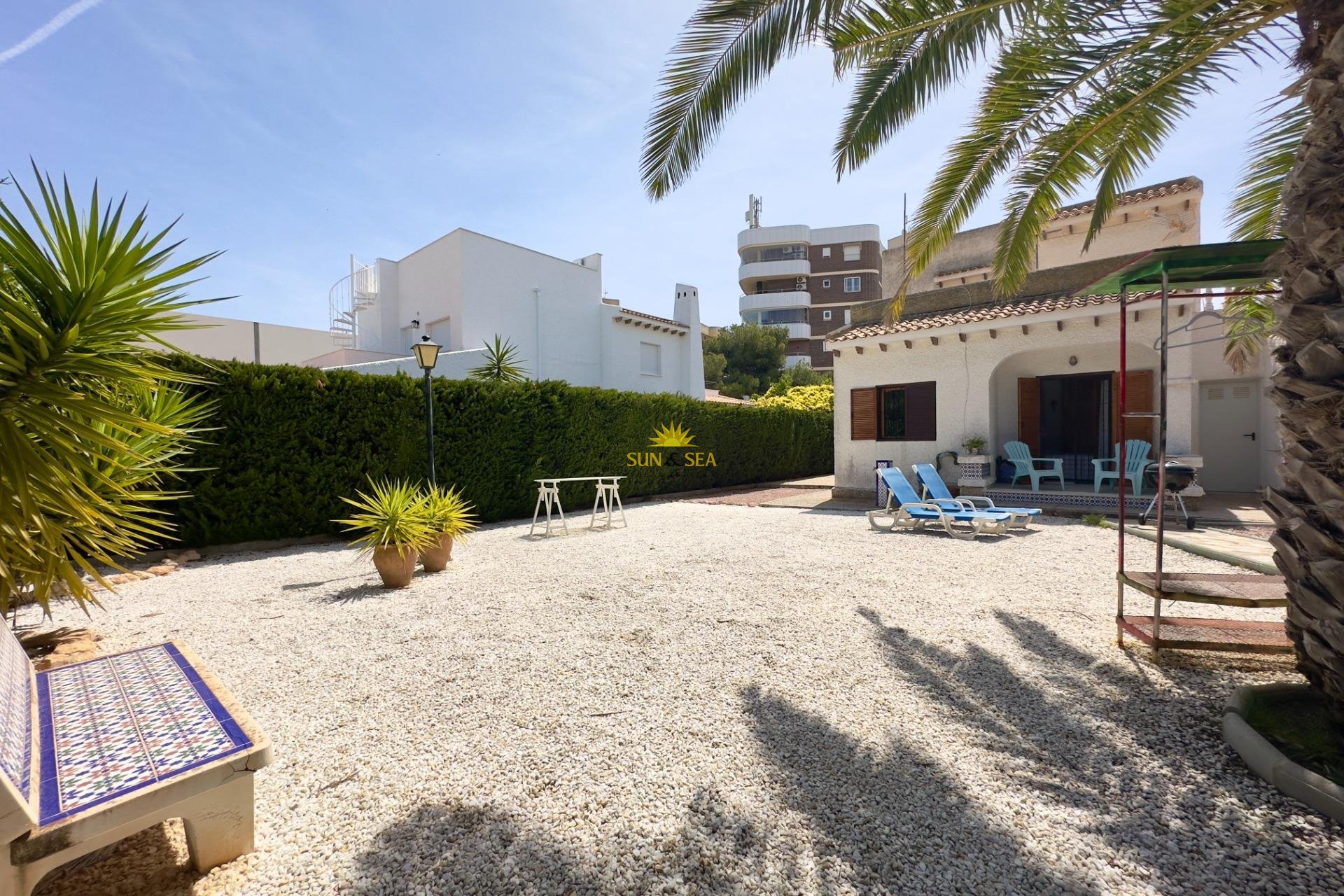 Resale - Villa - Orihuela Costa - La Zenia