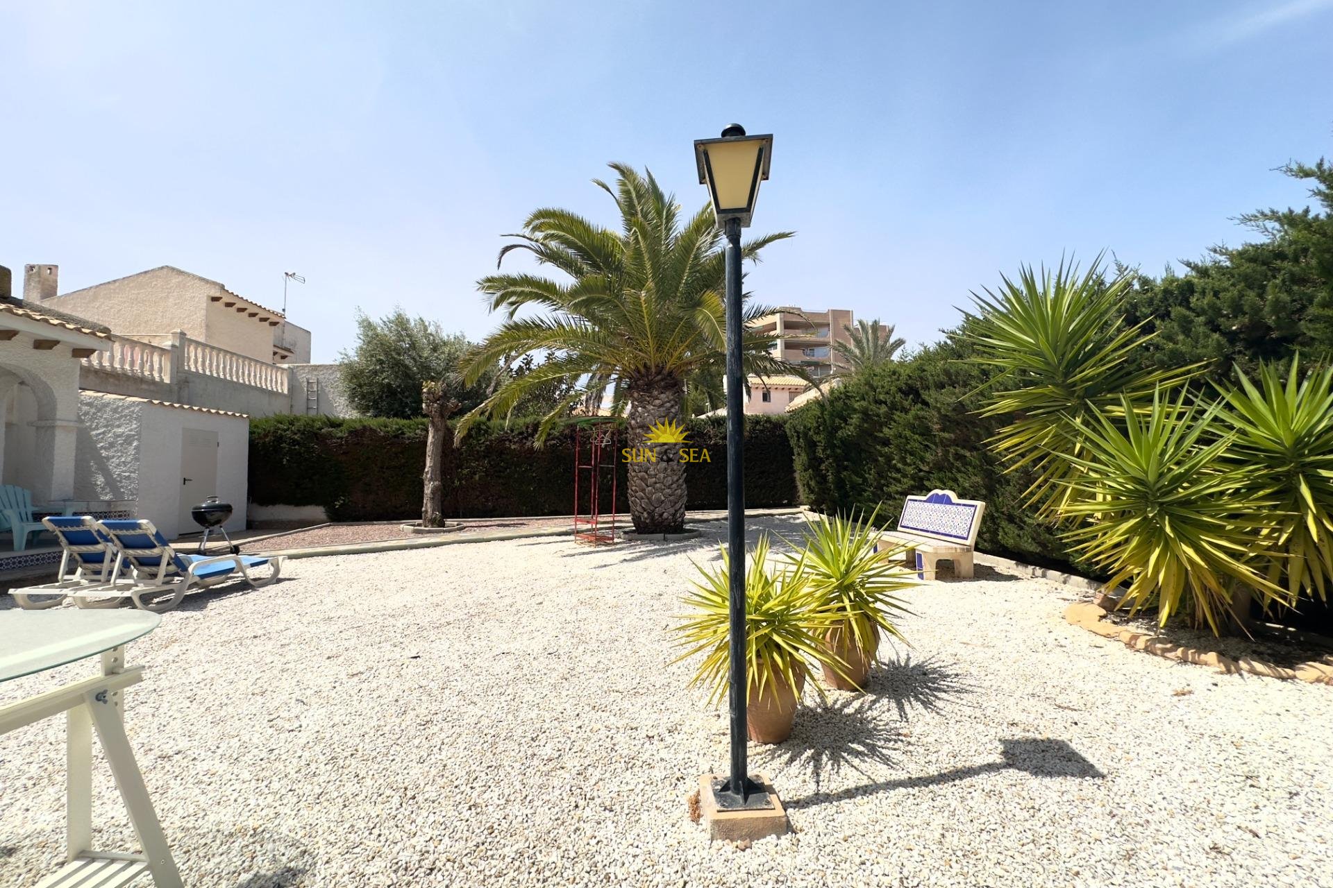 Resale - Villa - Orihuela Costa - La Zenia
