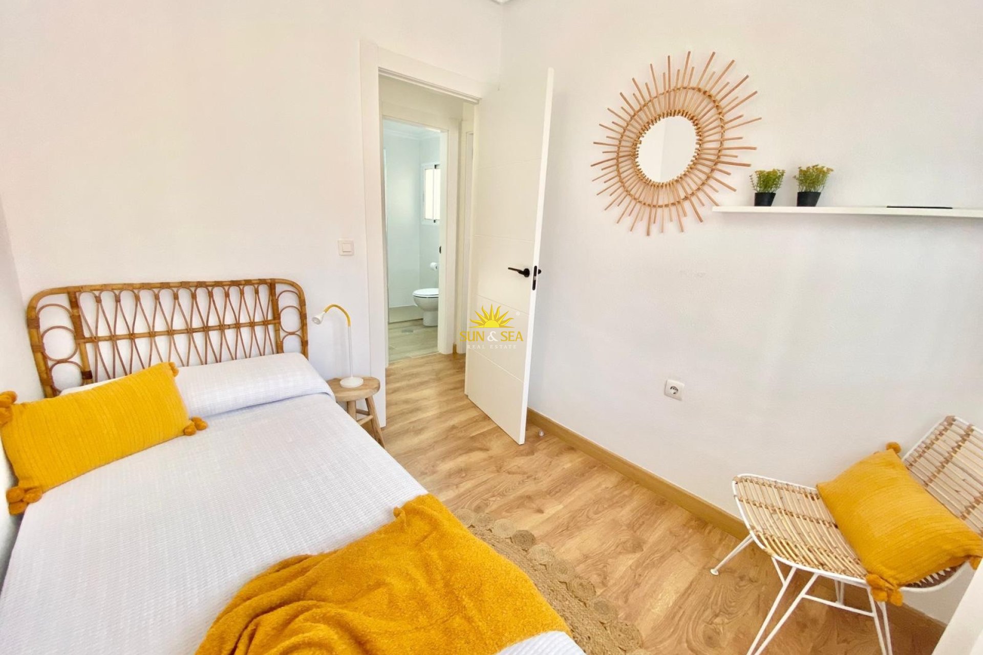 Resale - Villa - Orihuela Costa - Playa Flamenca