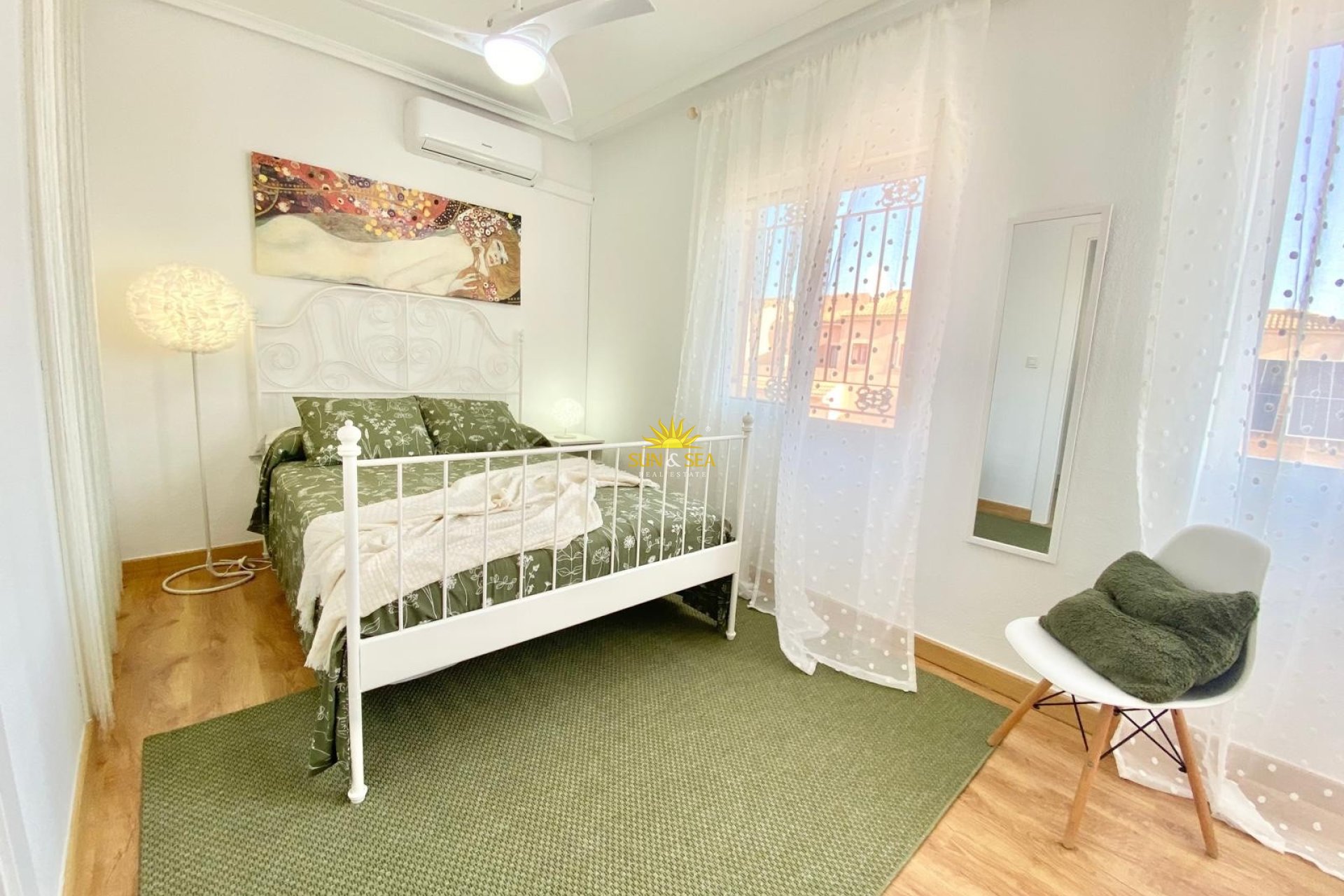 Resale - Villa - Orihuela Costa - Playa Flamenca