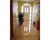 Resale - Villa - Orihuela