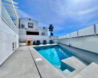 Resale - Villa - San Miguel de Salinas - Las filipinas