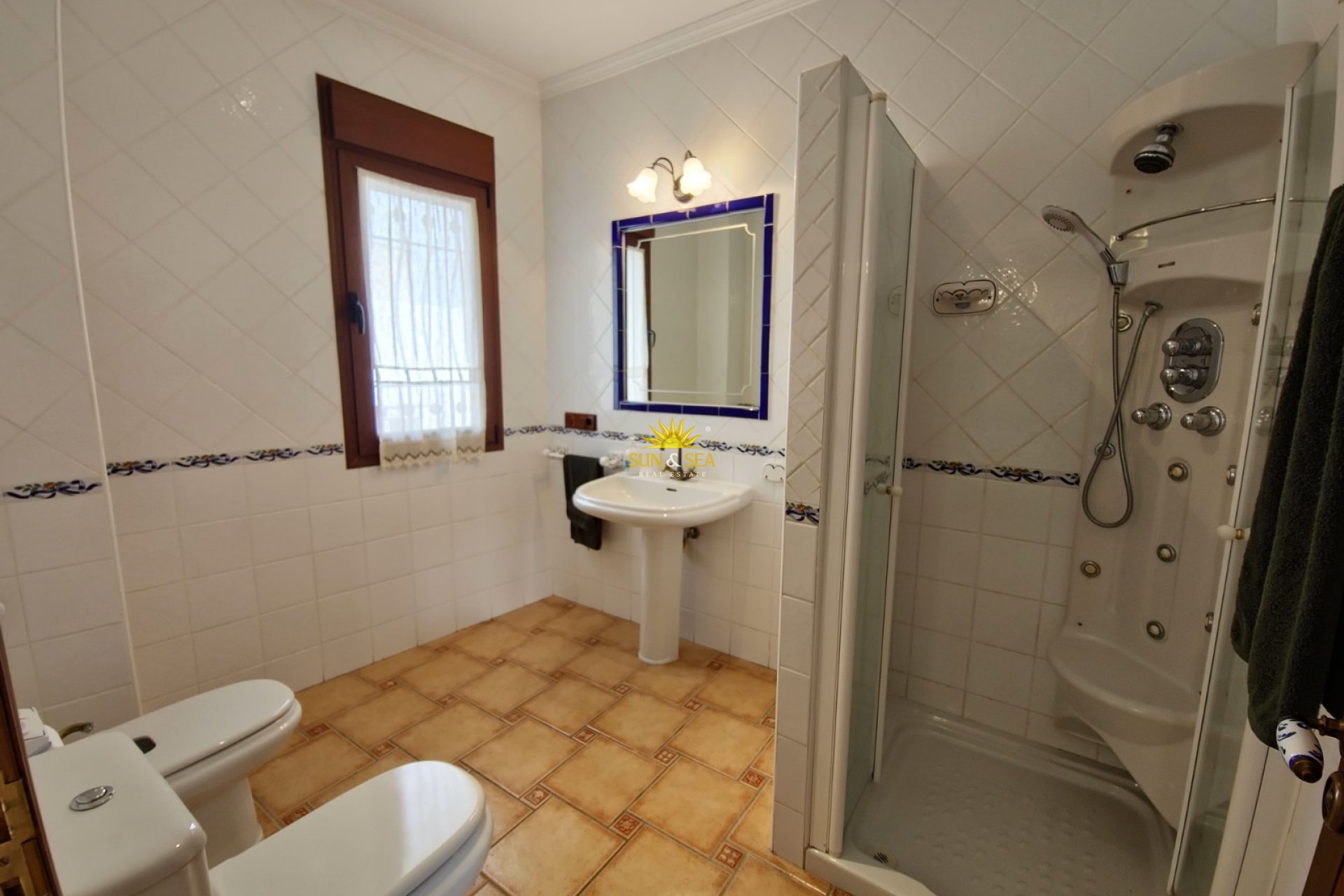 Resale - Villa - San Miguel de Salinas