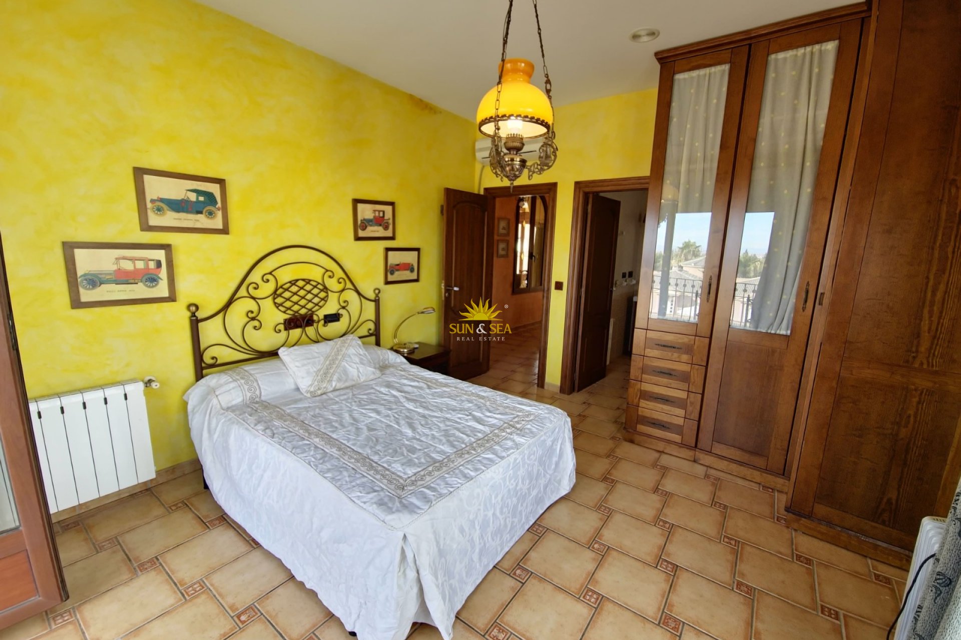 Resale - Villa - San Miguel de Salinas